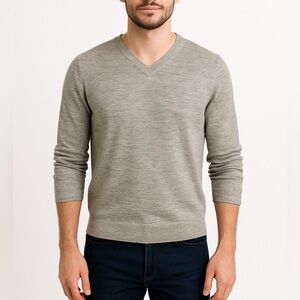 H&M Divided Grey Lightweight Neutral Casual Sweater Size Large